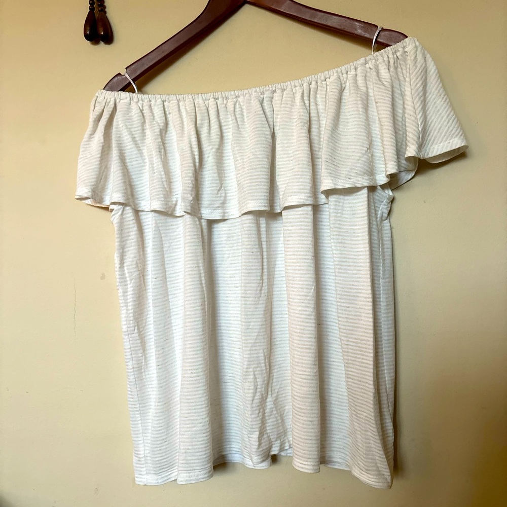 Mossimo off-shoulder women’s top